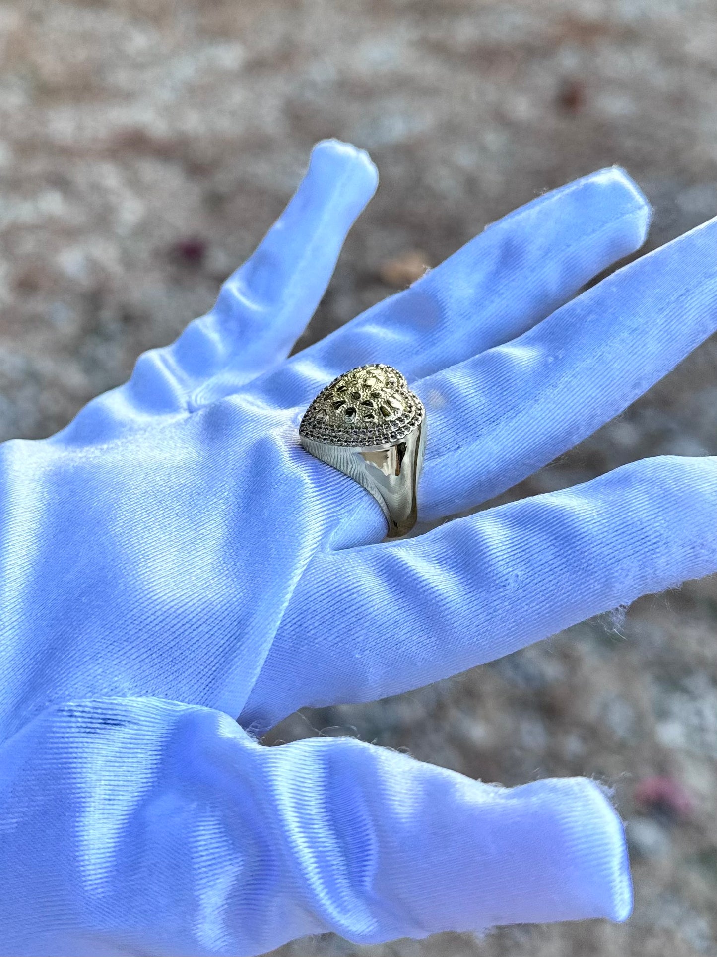 Chunky Nugget Heart Ring (Gold)