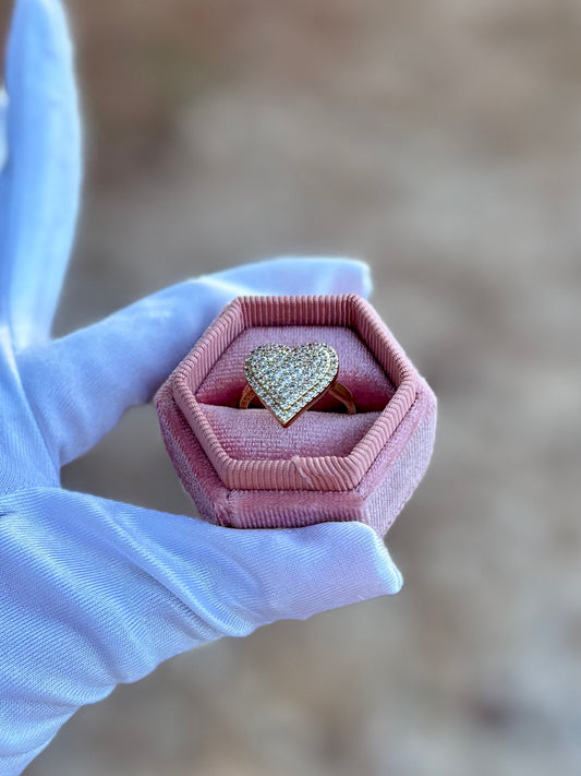 Icy Heart Ring (Gold)