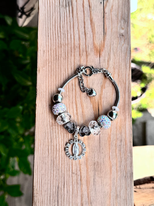 Virgencita Corazones Elegant Bracelet