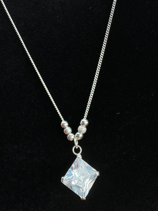Rhombus Necklace