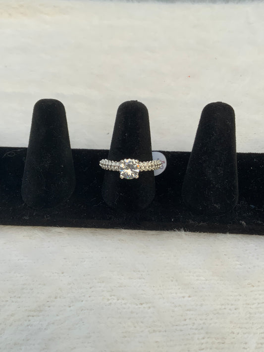 Sparkly Halo Ring (Size 7.5 & 8.5)