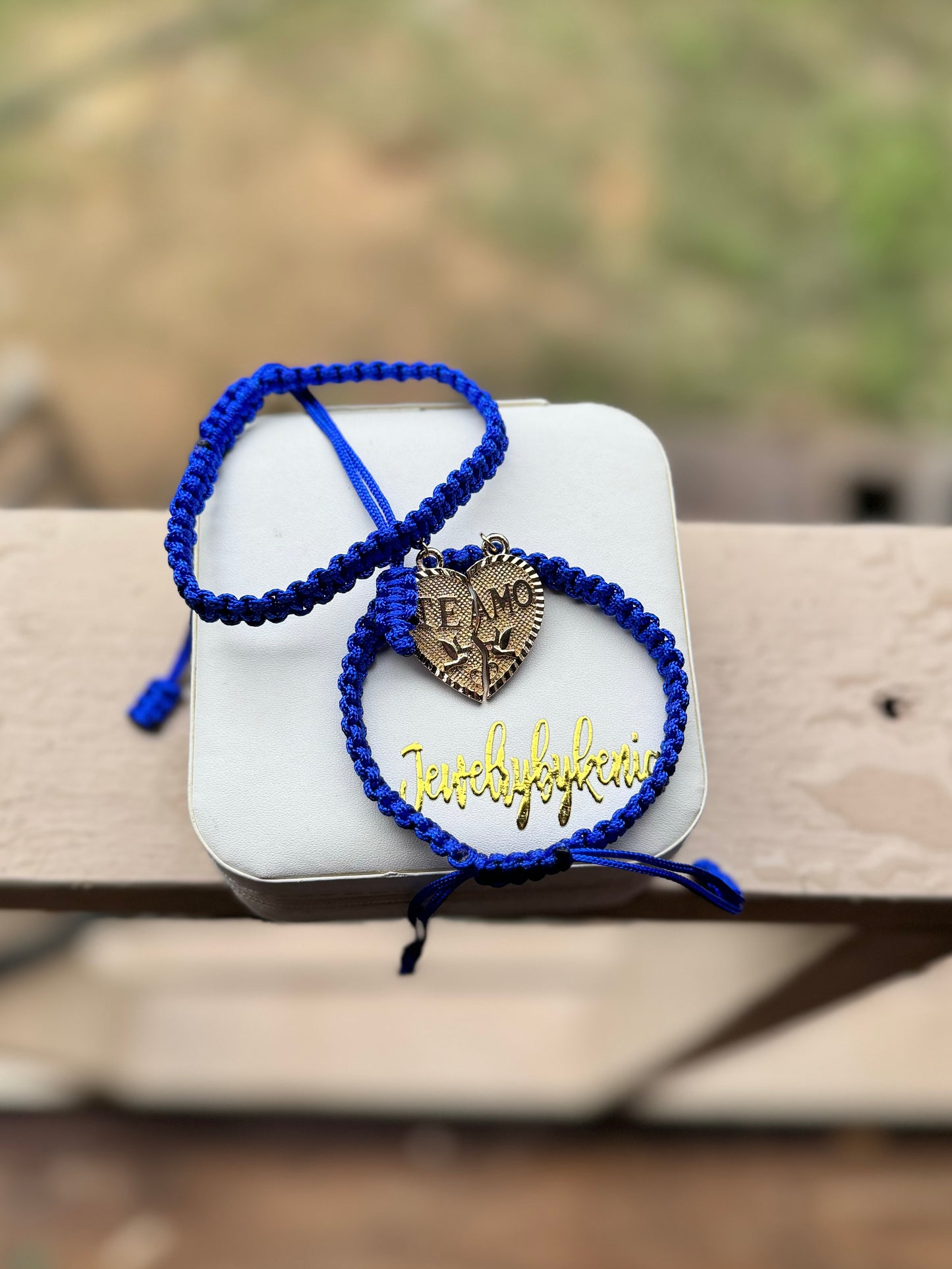 Lovey Dovey breakable Couple bracelet