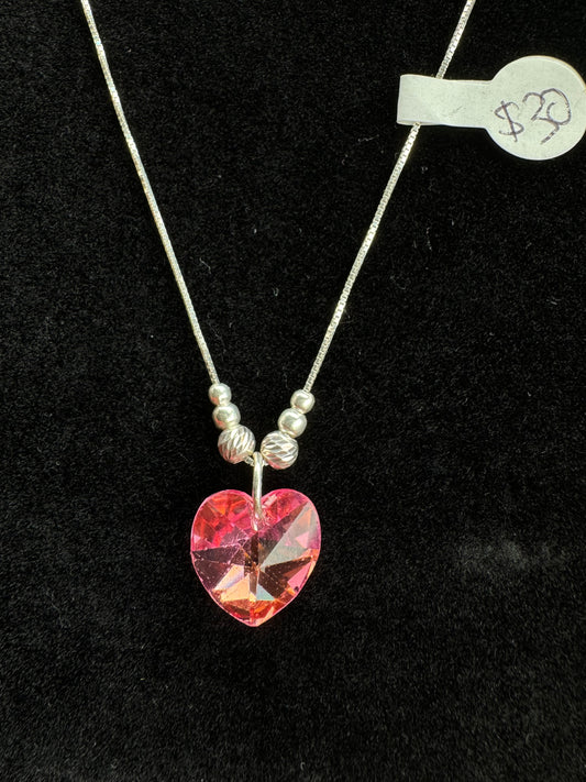 Corazón Rosa Necklace