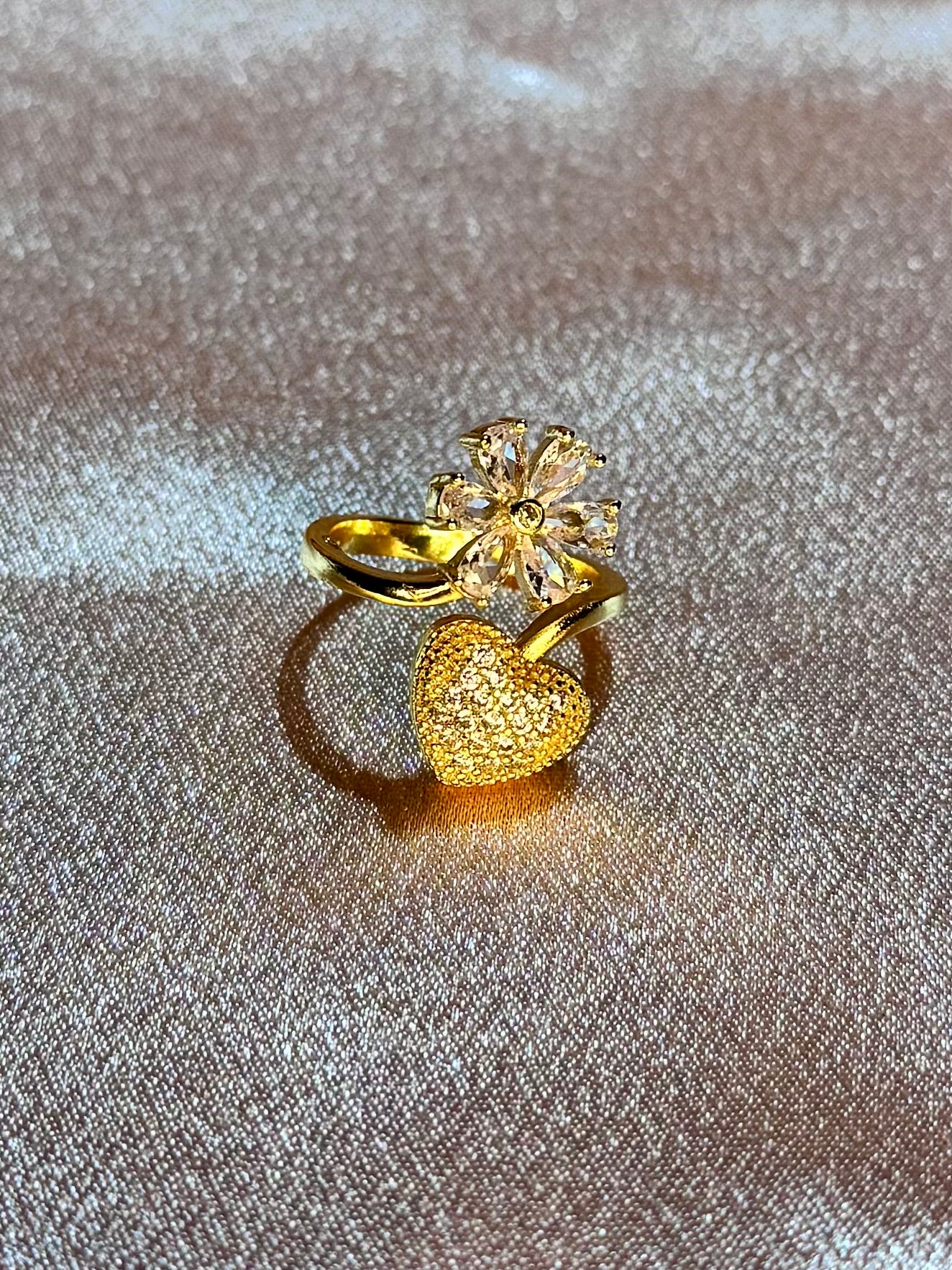 Corazon Bloom Adjustable Ring