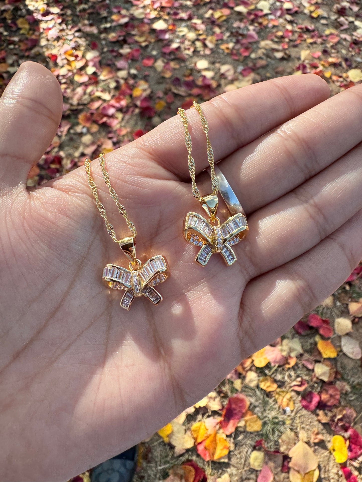 Mini Bow Necklace