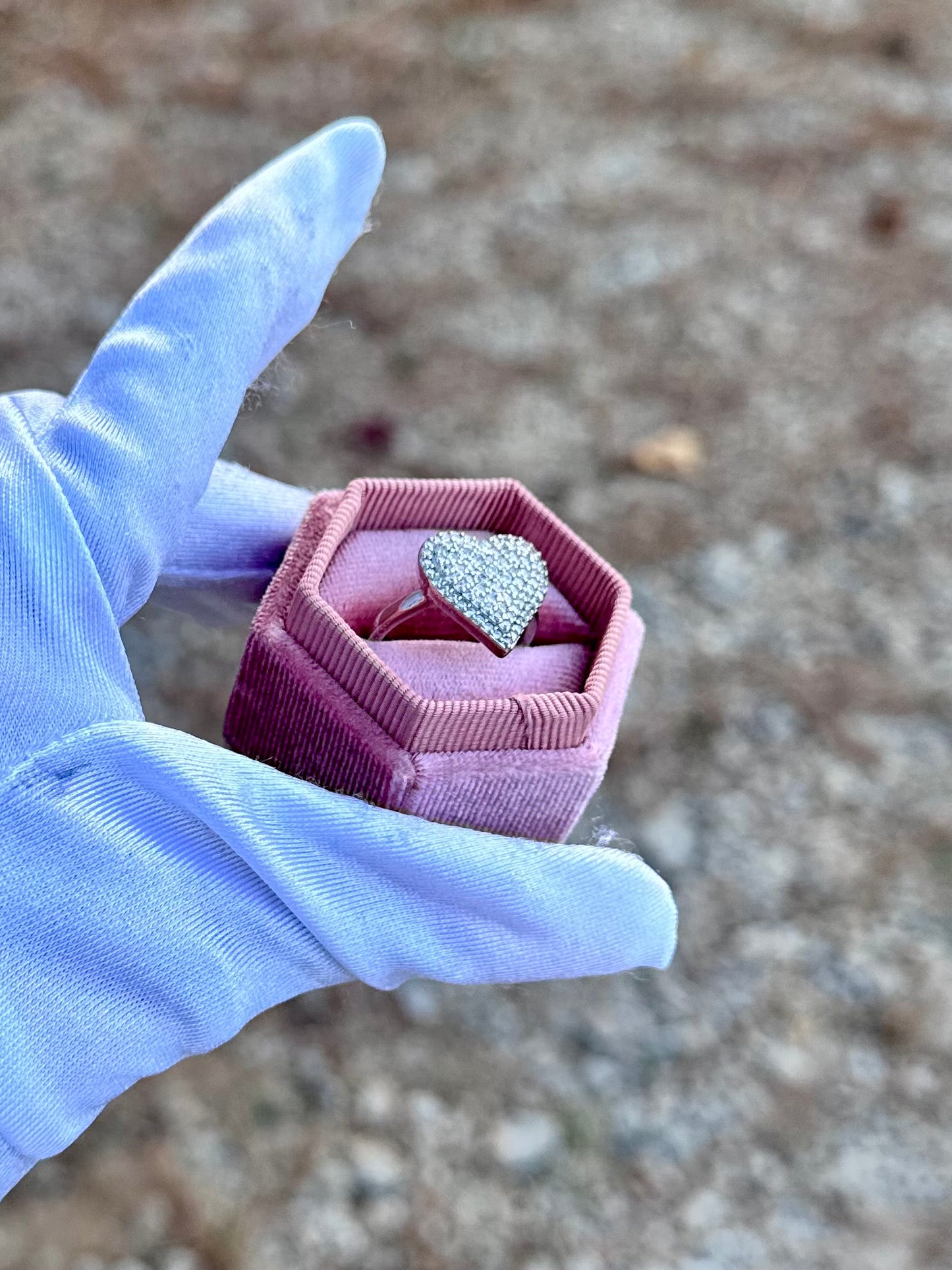 Icy Heart Ring (Silver)