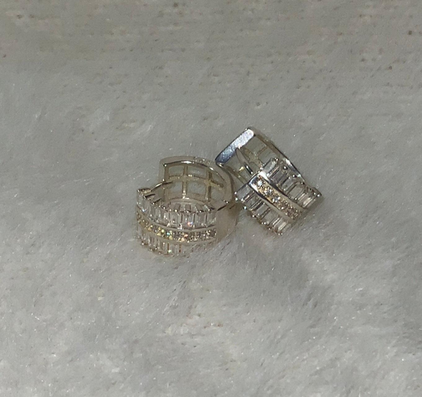 Small Zirconia hoops