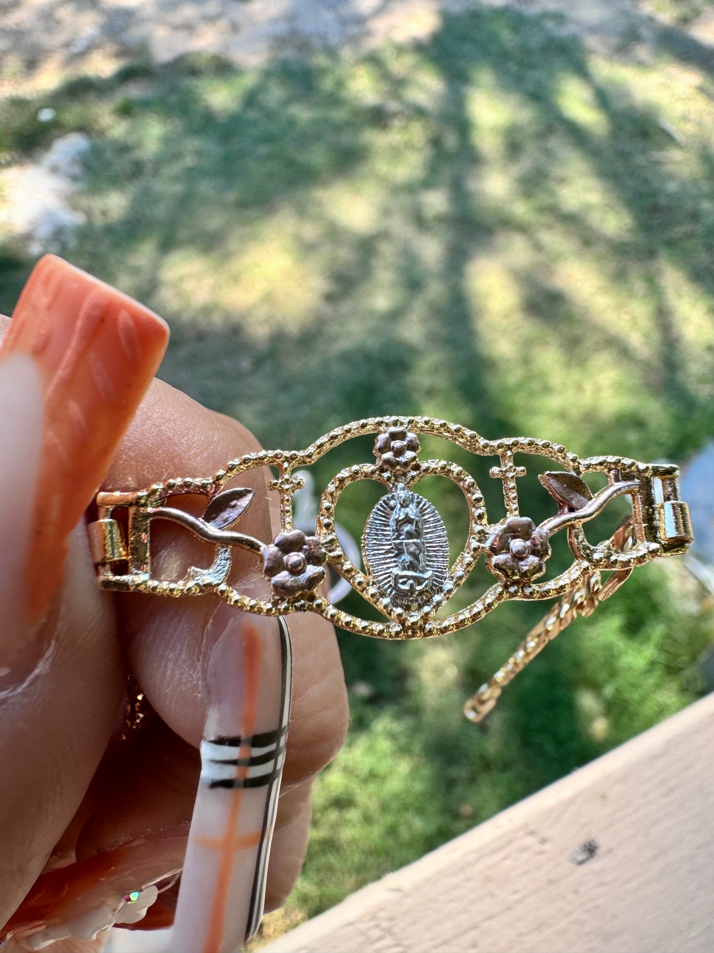 Virgencita Blooming Figaro Esclava