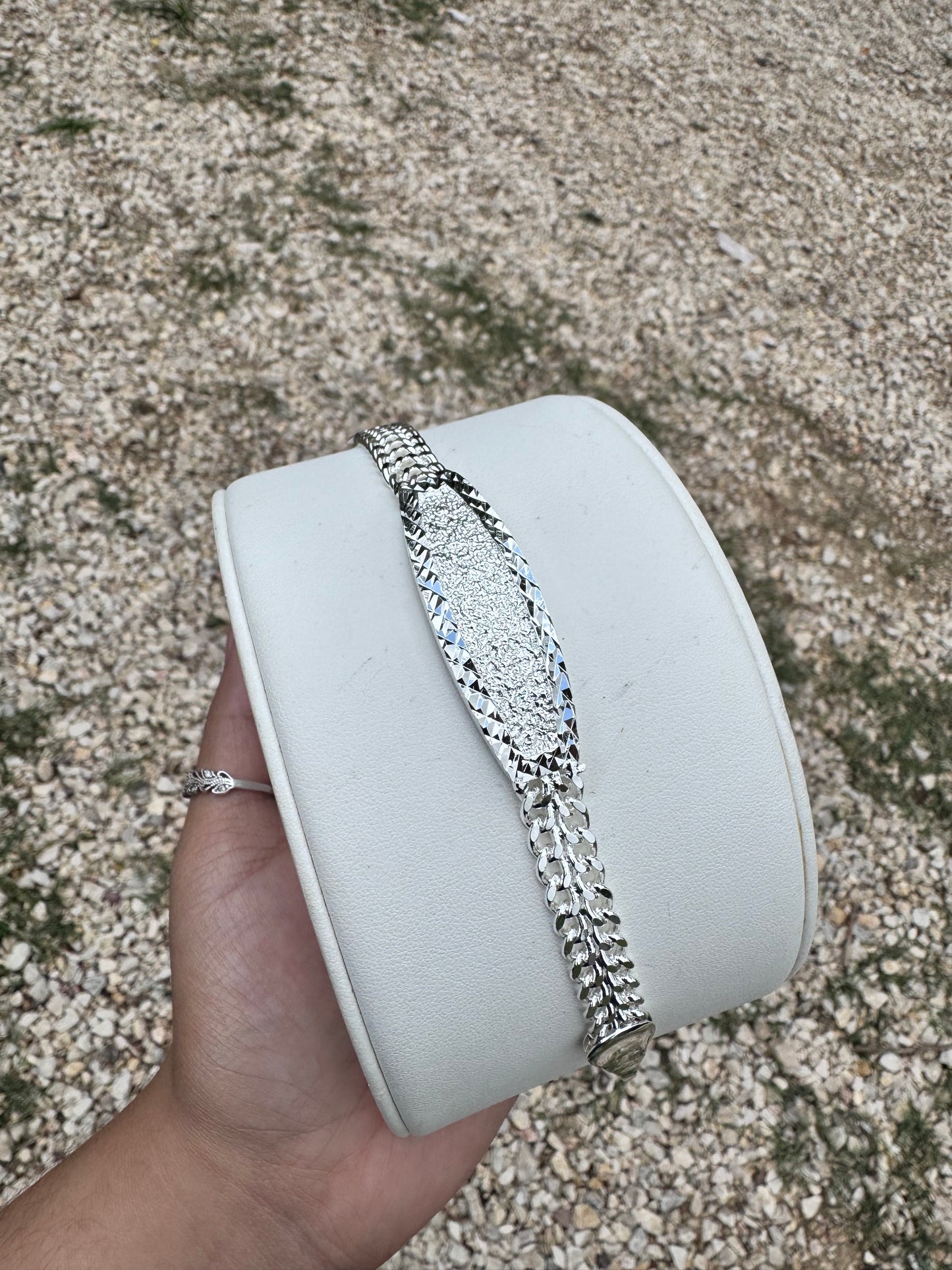 Embossed Petatillo Esclava Silver Plated