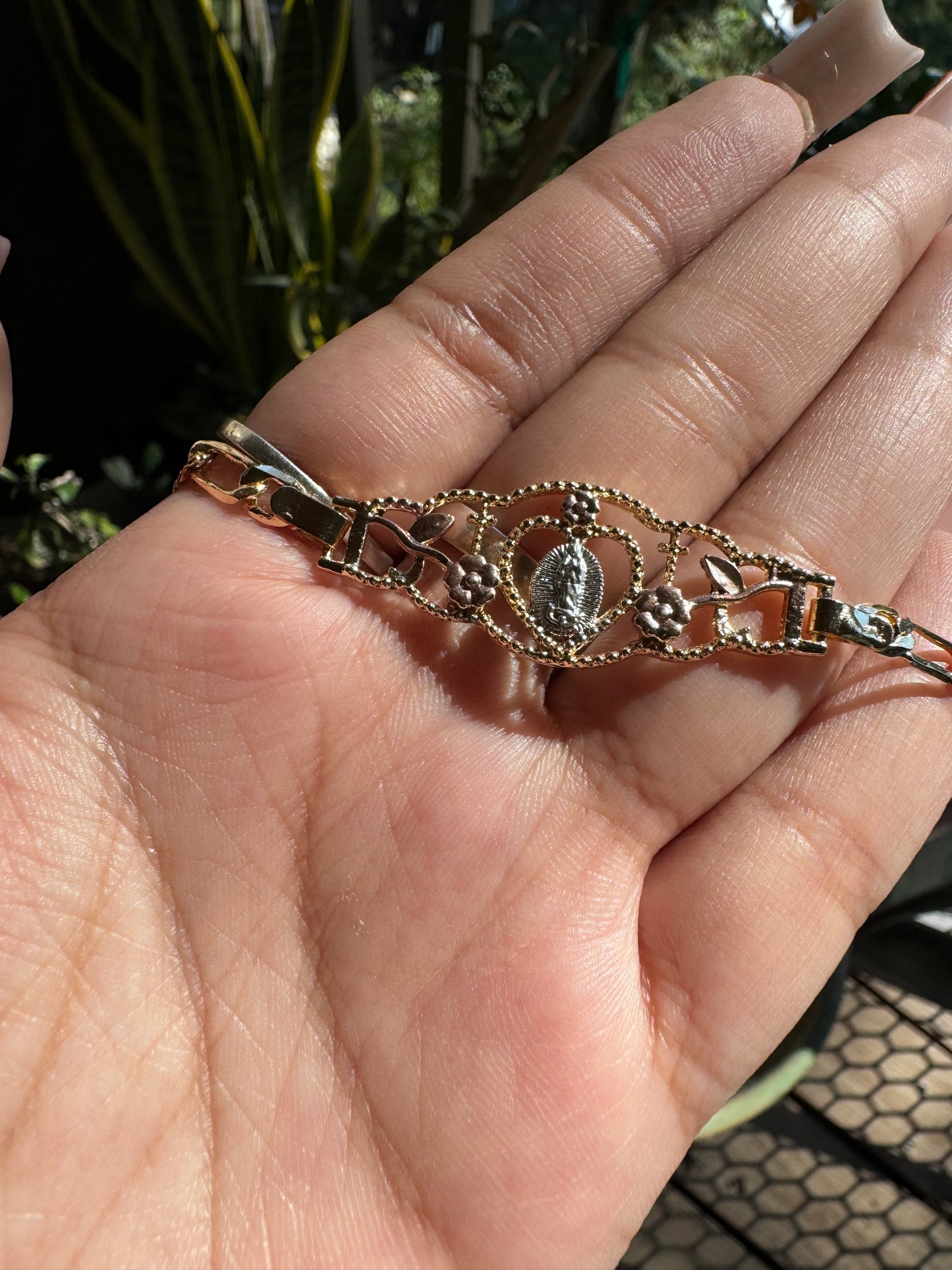 Virgencita Blooming Figaro Esclava