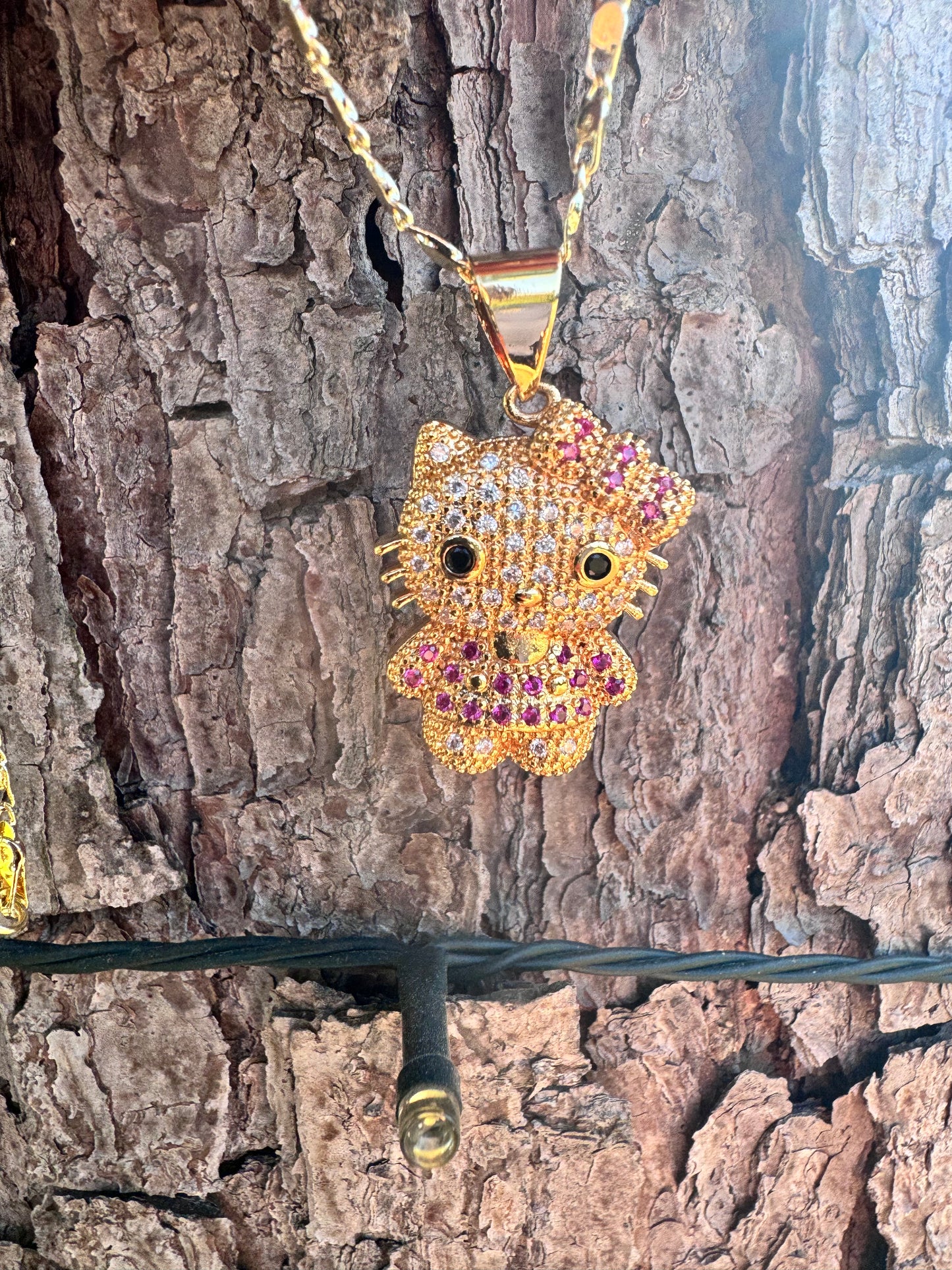 Viral Kitty Necklace