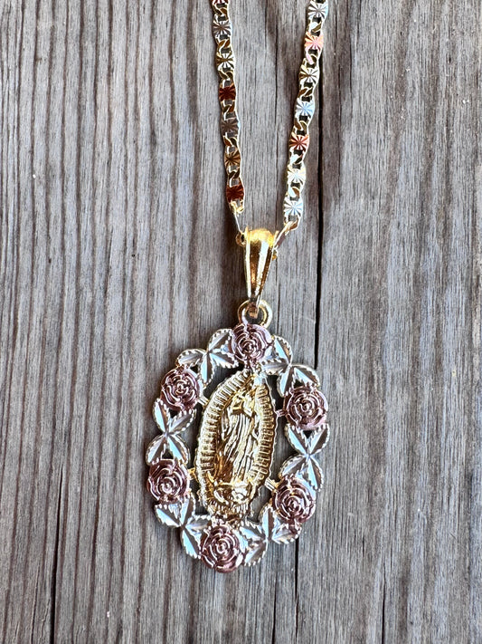 Virgencita Rosas Medalla Necklace