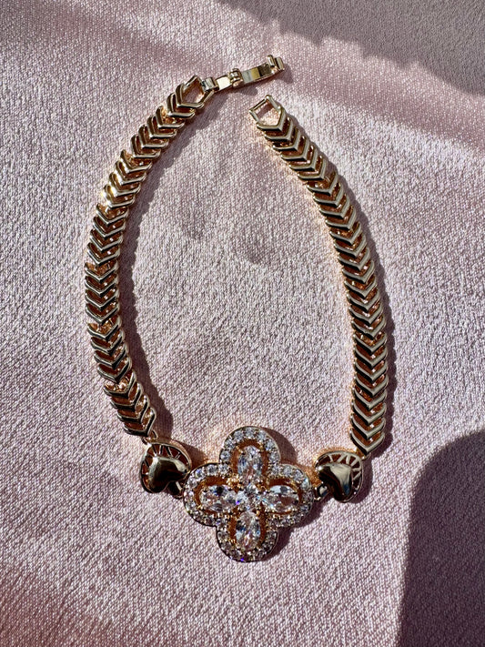 Elegant Bracelet “F”