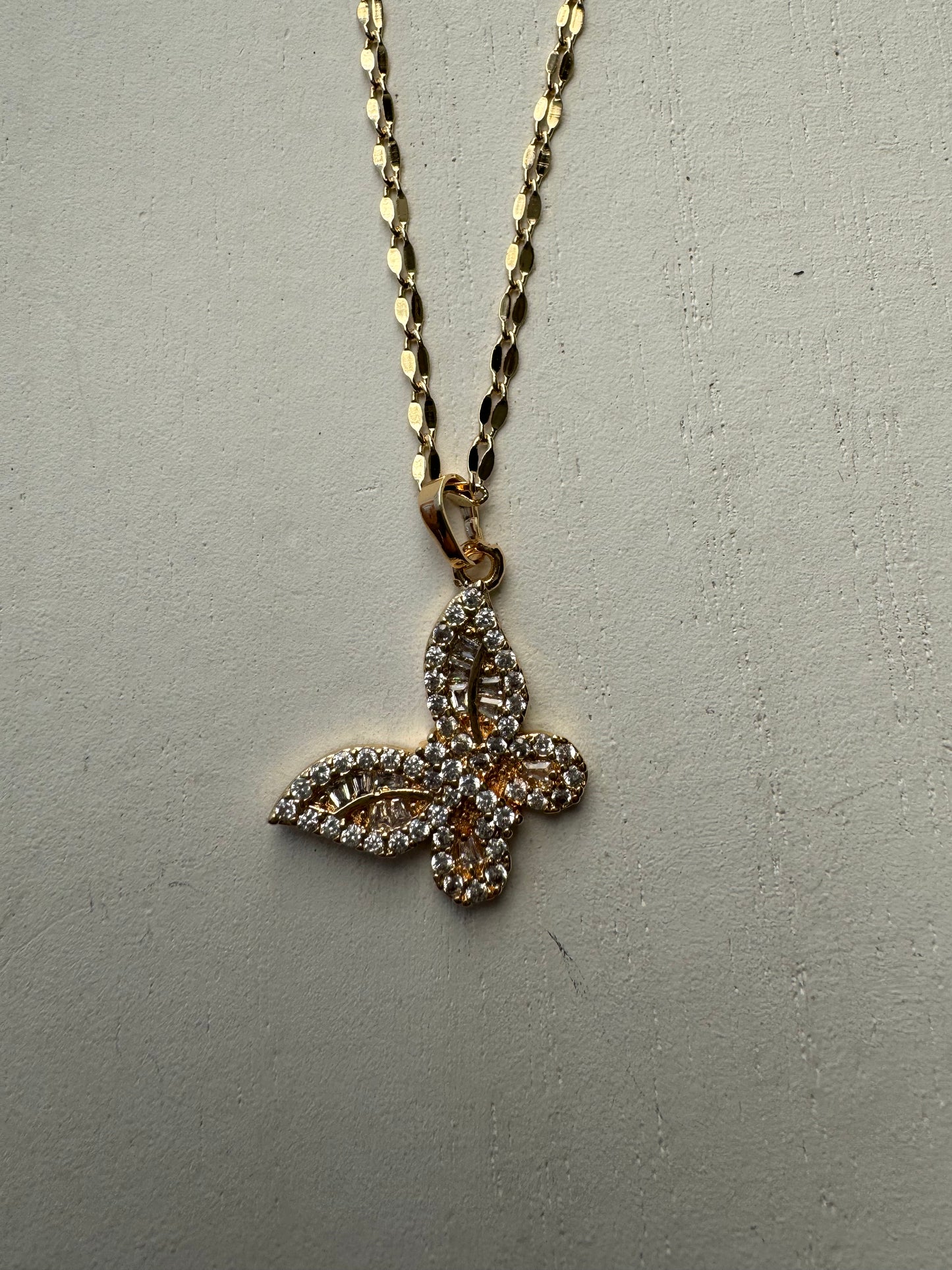 Sparkly Mariposa Necklace