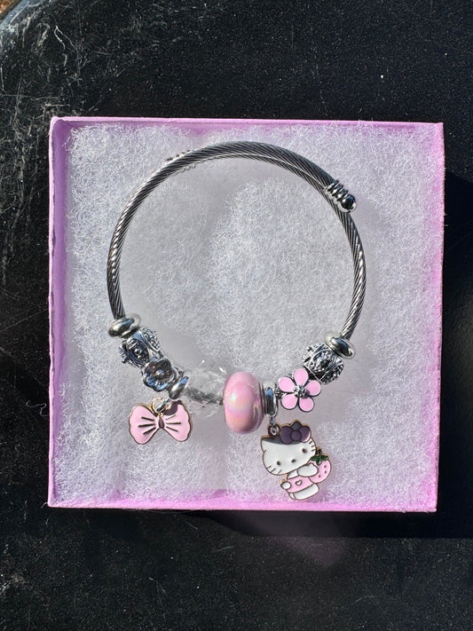 Kitty Fresita Pandora Bracelet