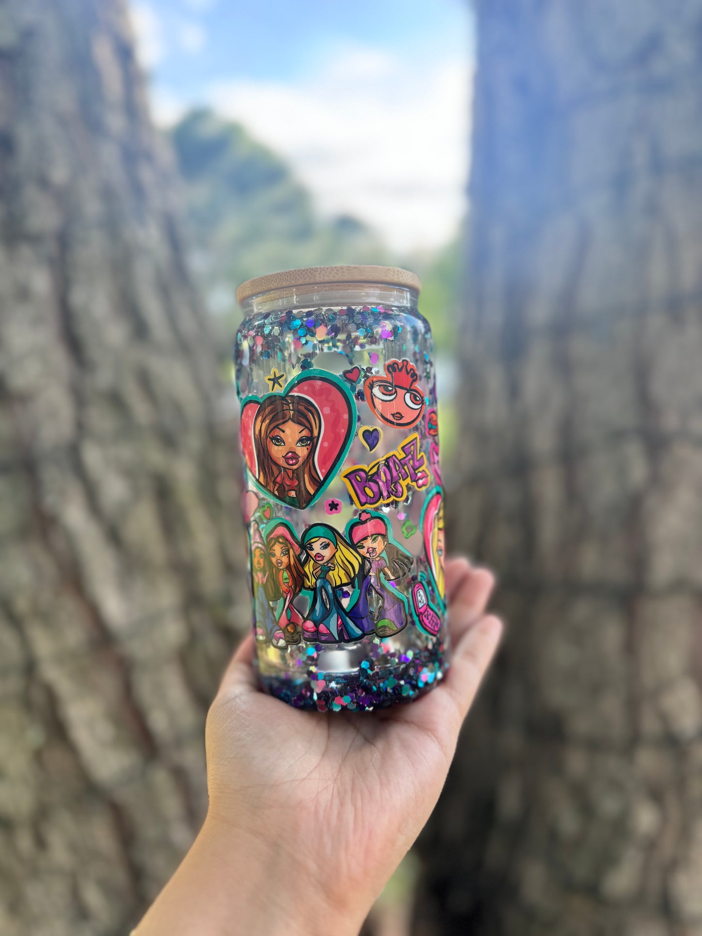 Bratz Snowglobe Glass Cup 12oz