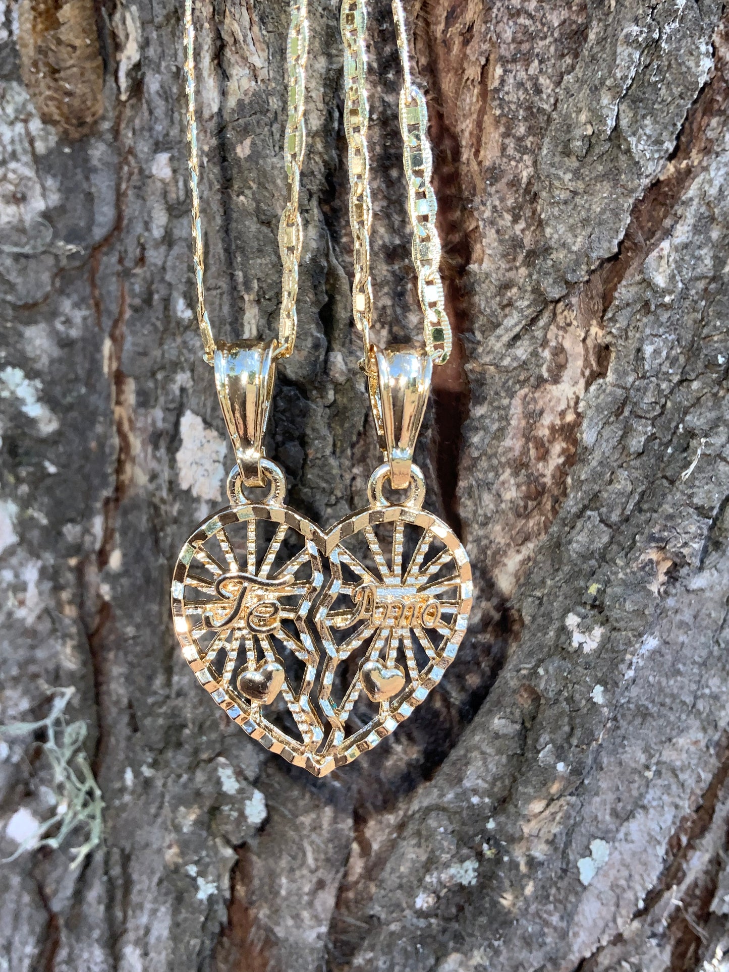 “Te Amo” Breakable Heart Necklace