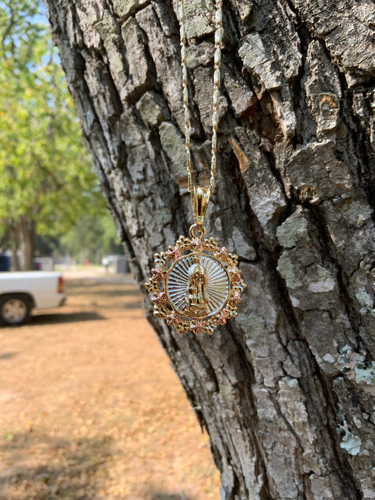 Floresitas Virgencita Medalla Necklace