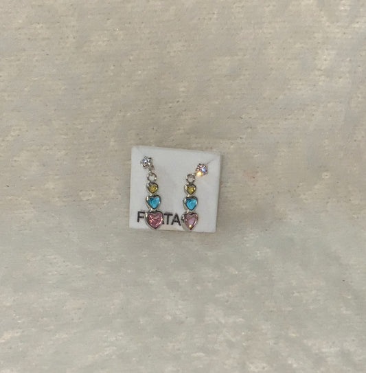 Tres Corazones studs