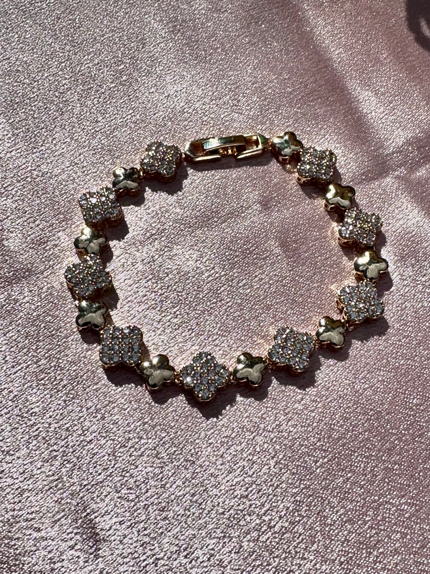 Elegant Bracelet “B”