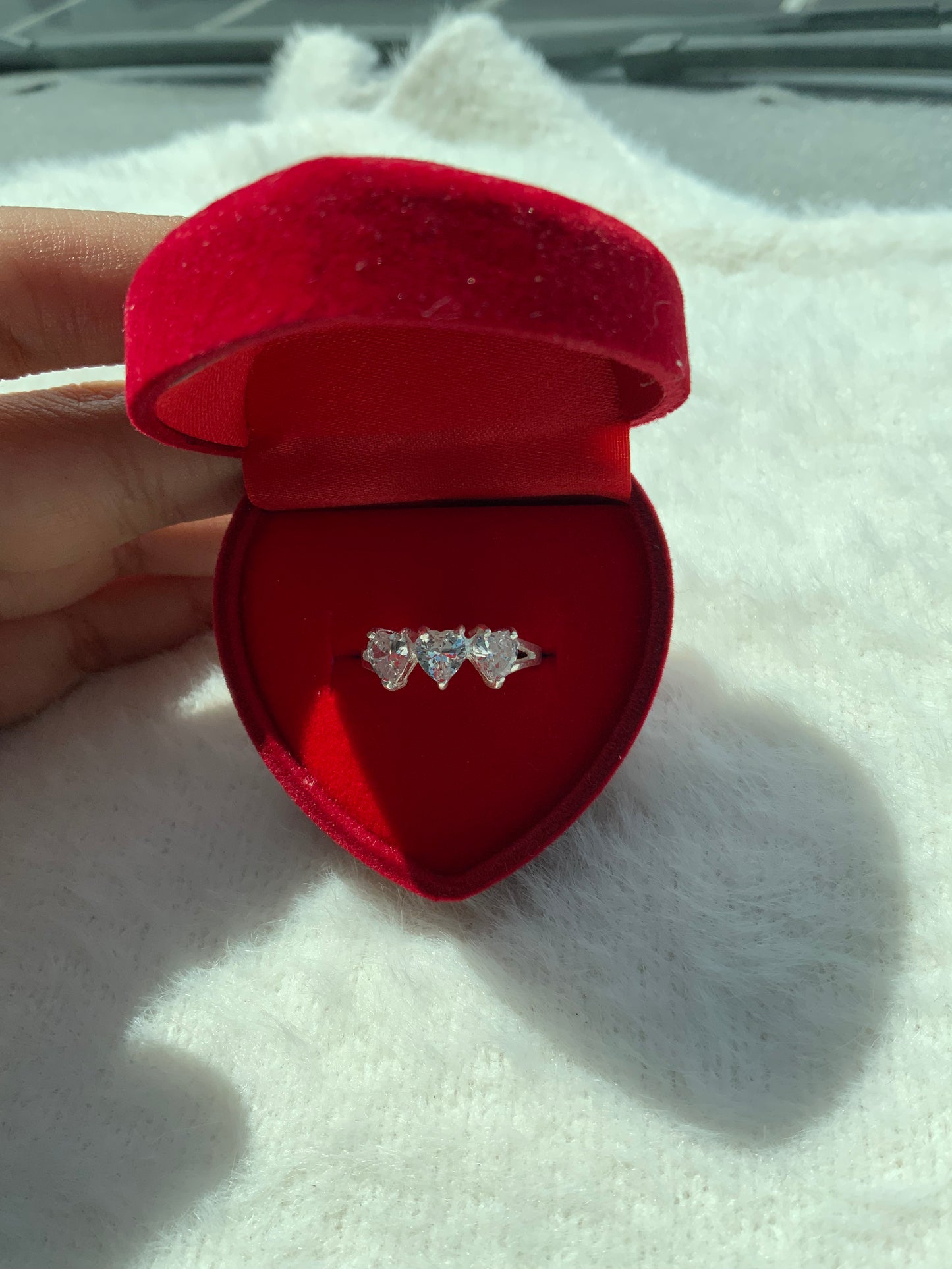 Tres Corazones Bling Ring (Size 7 & 8)