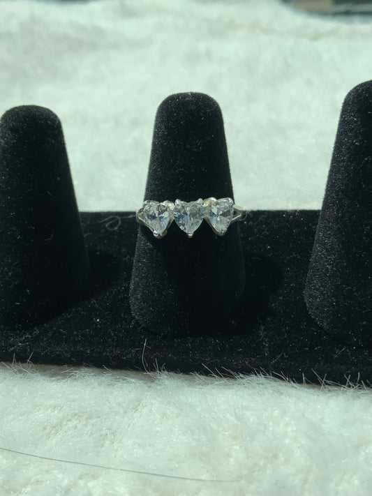Tres Corazones Bling Ring (Size 7 & 8)