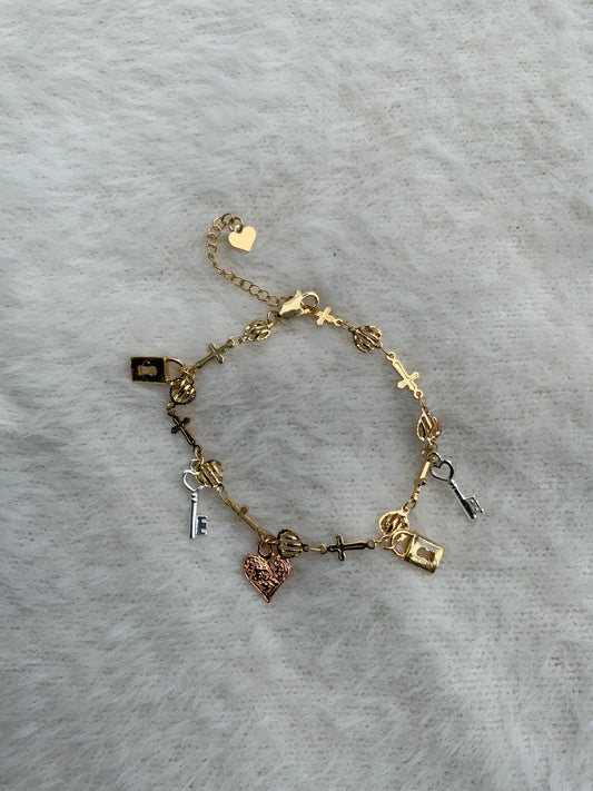 Pulsera de corazón, candado y llave