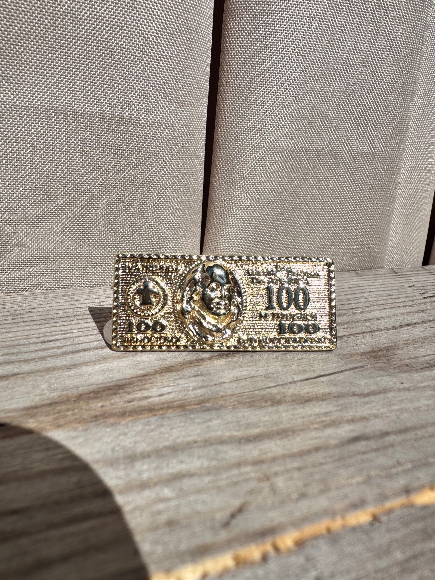 100 Bill Ring