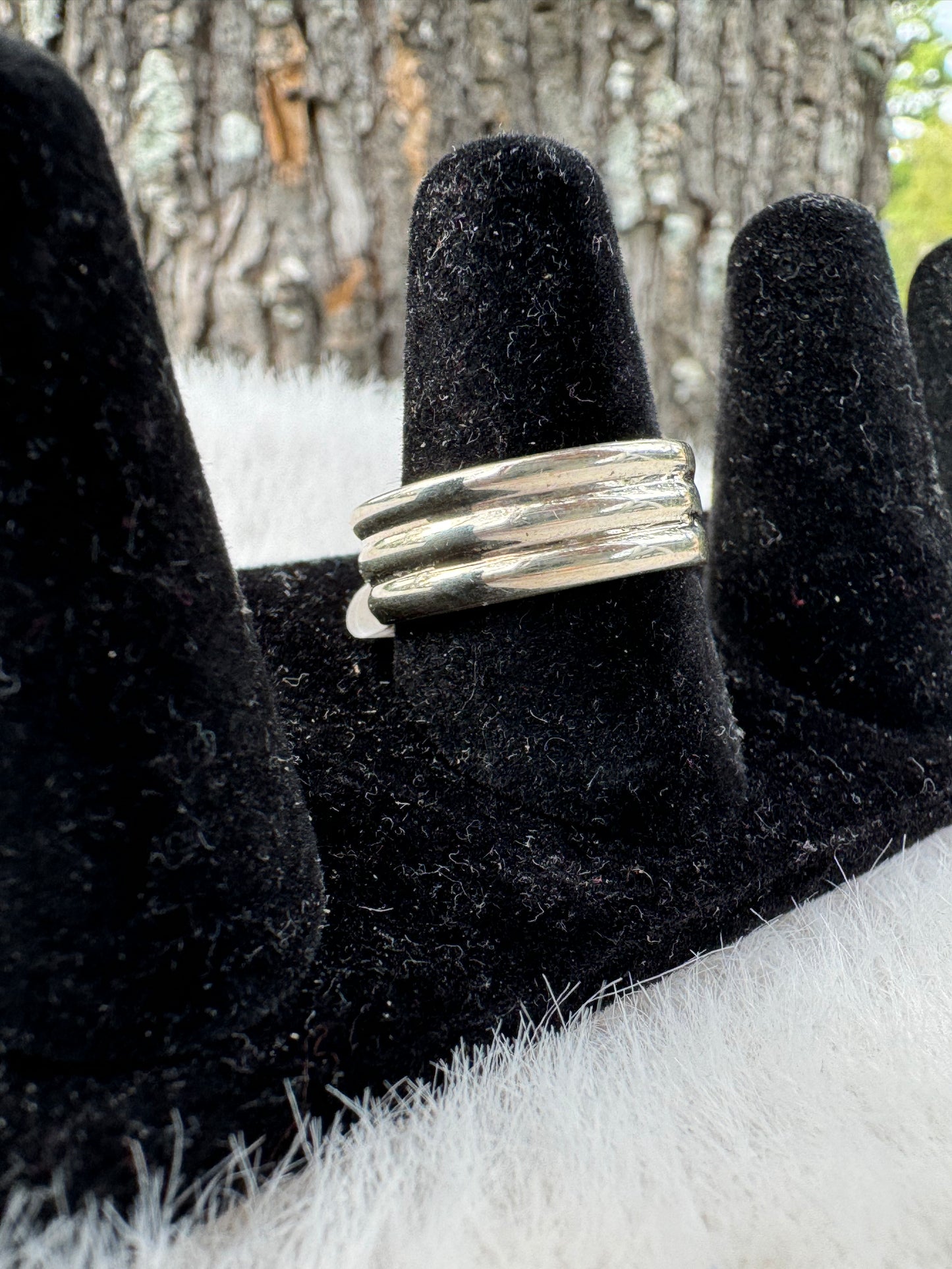 Lane Band Ring (Size 9)