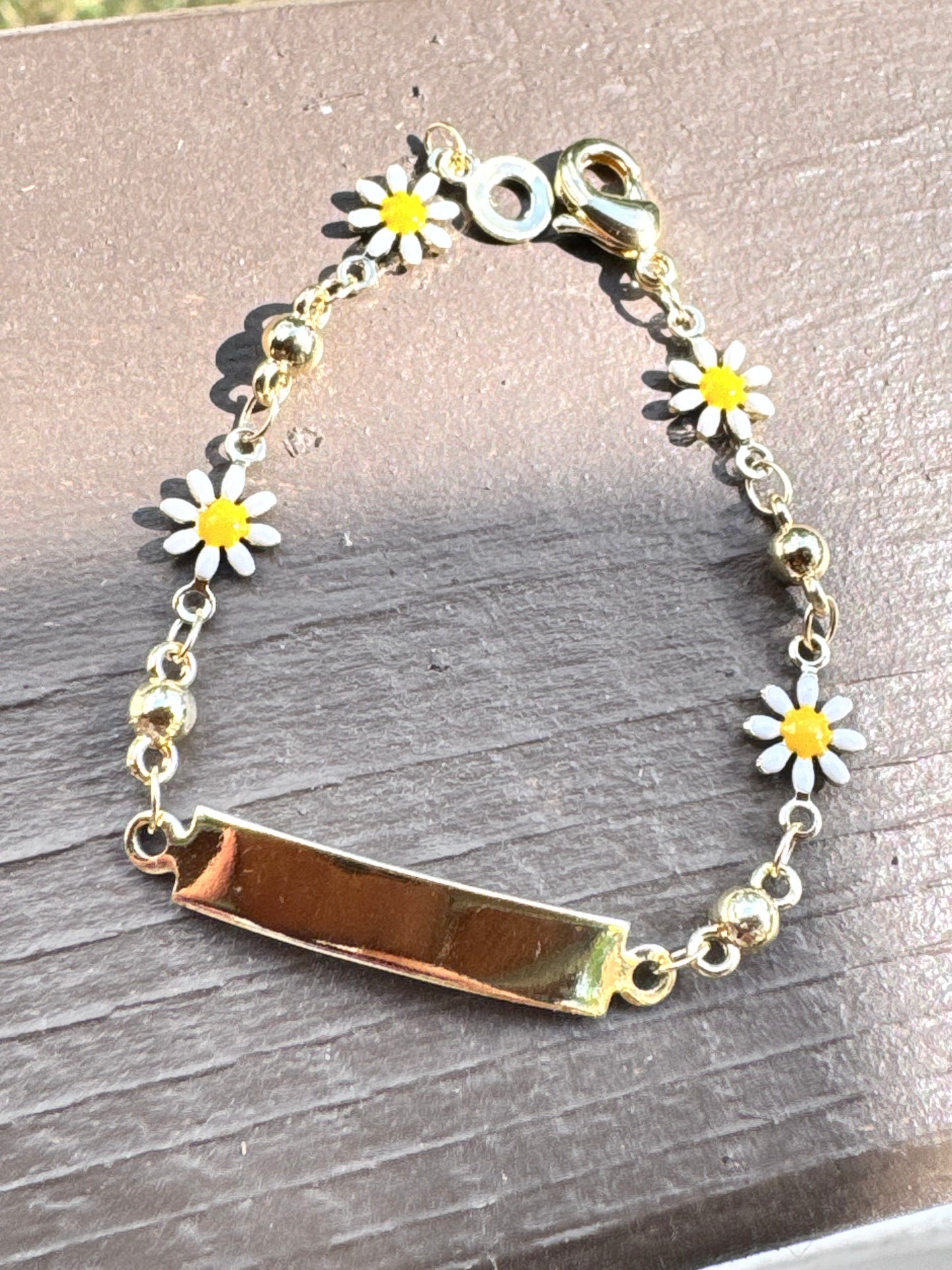 White Flowers Baby Bracelet Esclava