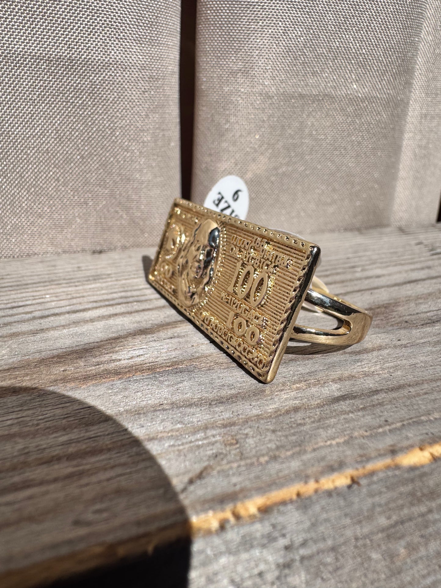 100 Bill Ring