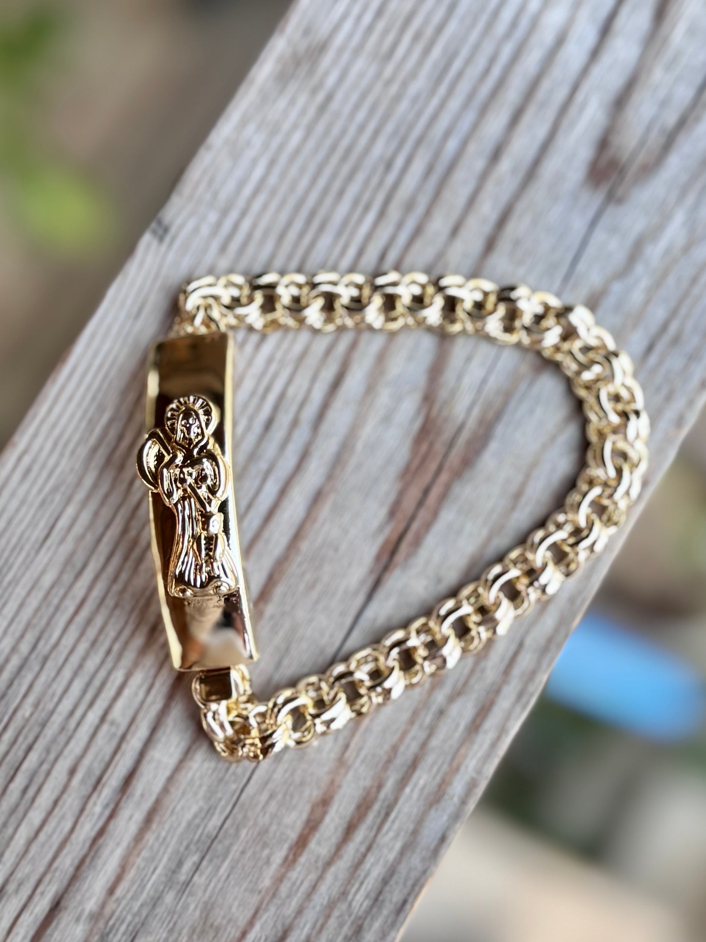 Santa Muerte Gold Chino Link