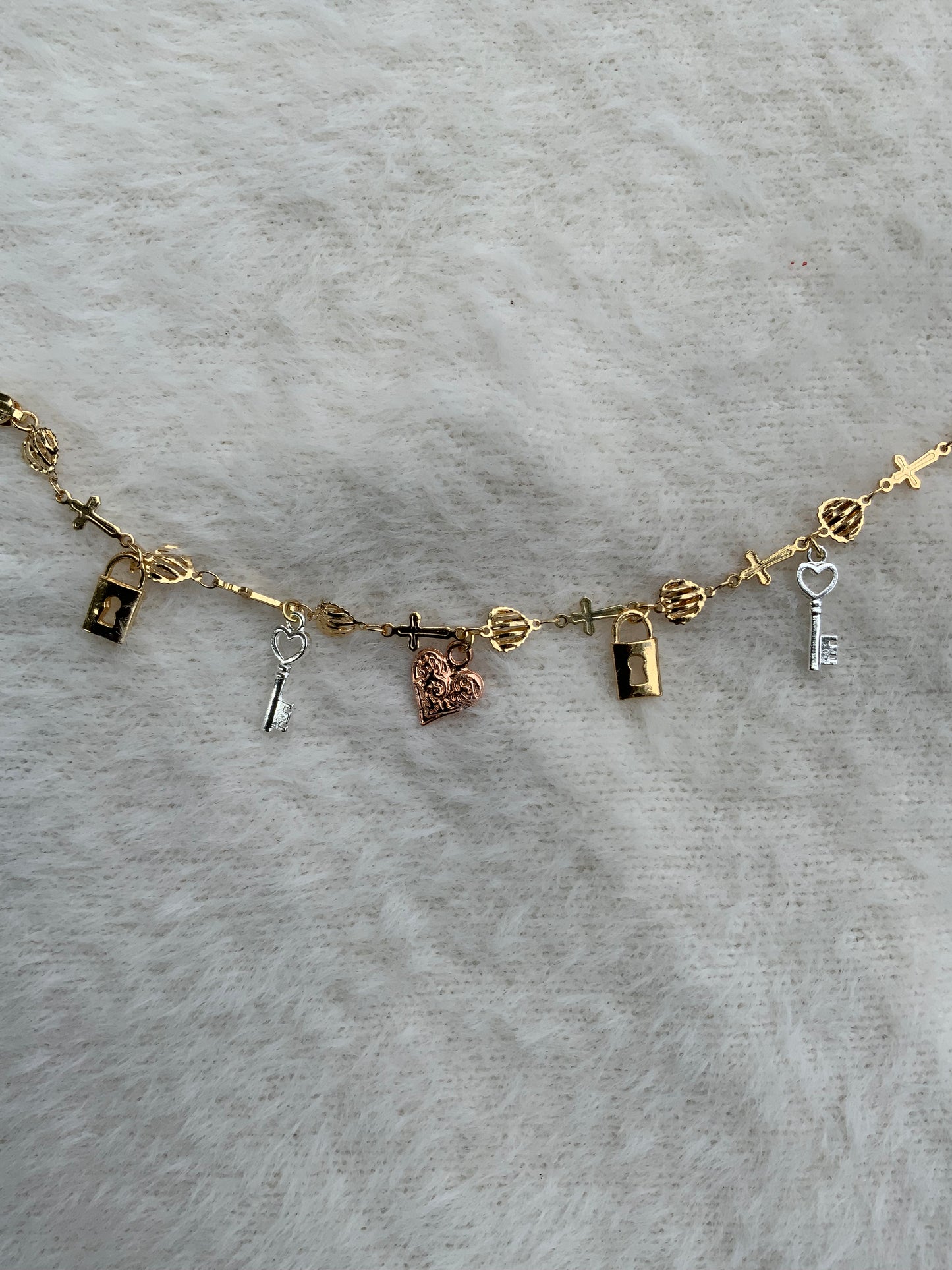Pulsera de corazón, candado y llave