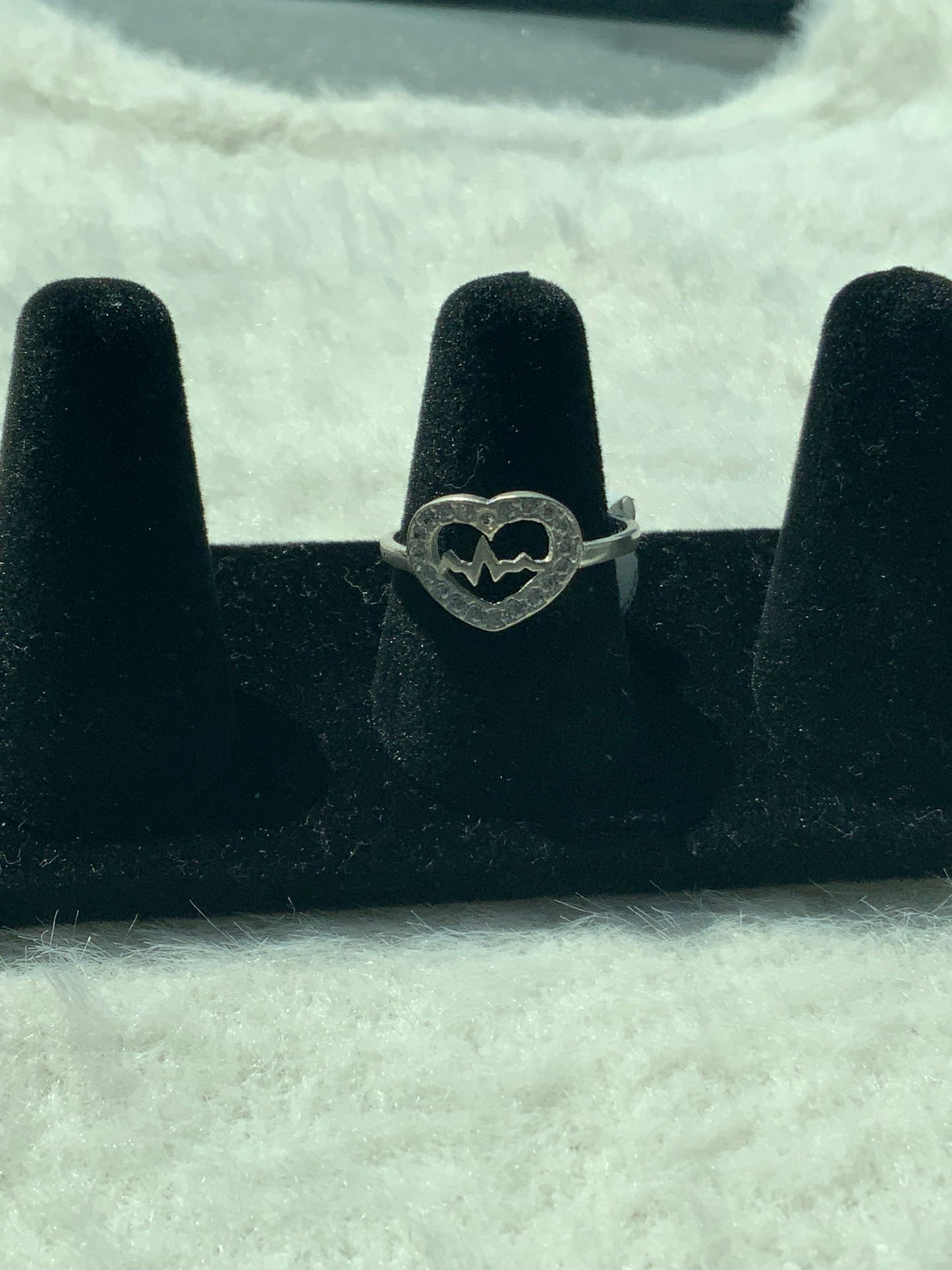 Heartbeat Ring (Size 8)
