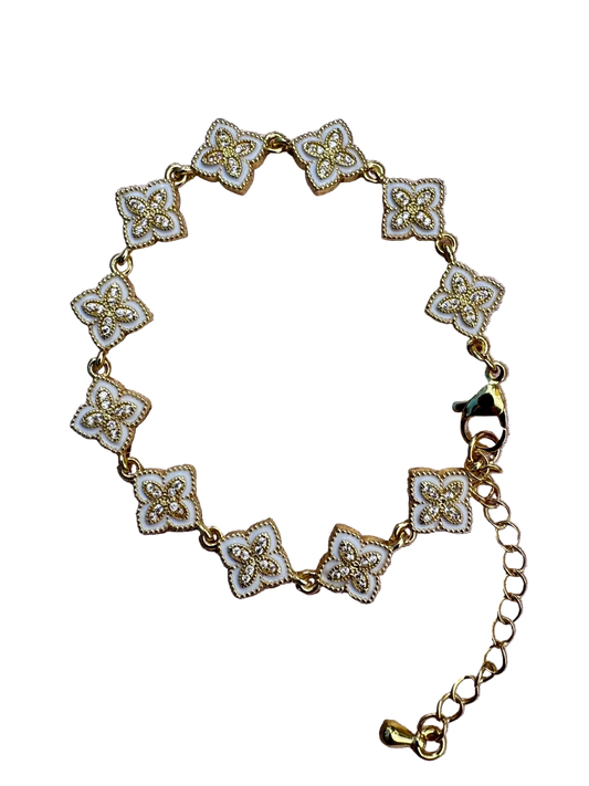 Elegant Bracelet “H”