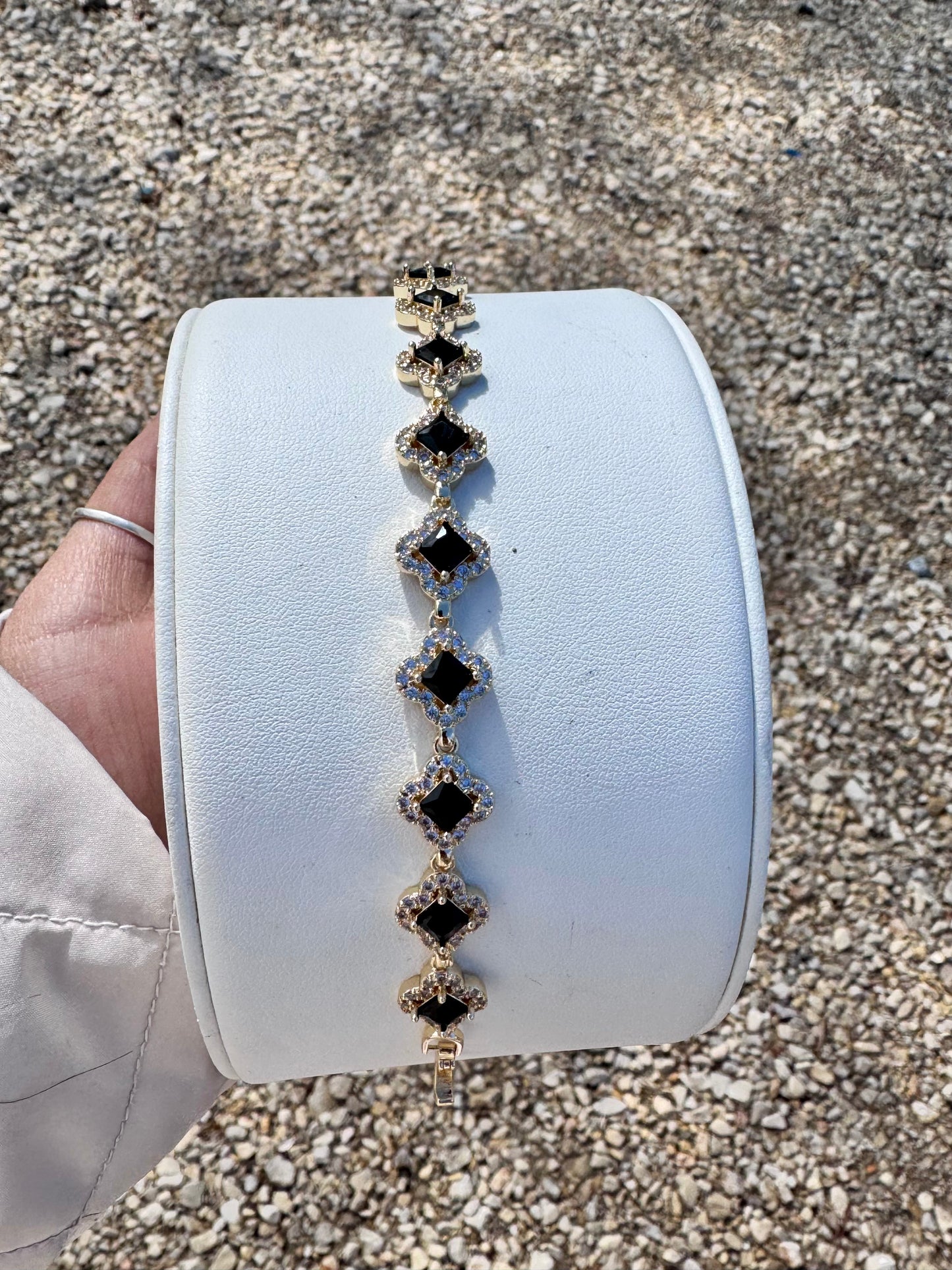 Elegant Bracelet “D”