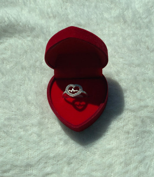 Heartbeat Ring (Size 8)