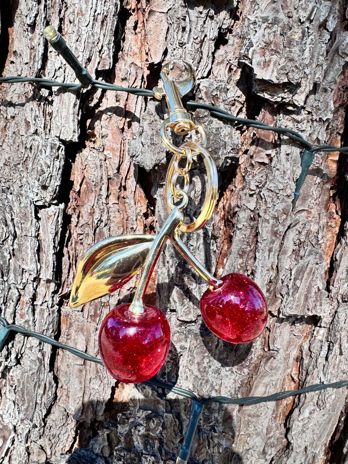 Red/Gold Cherry Keychain (M)