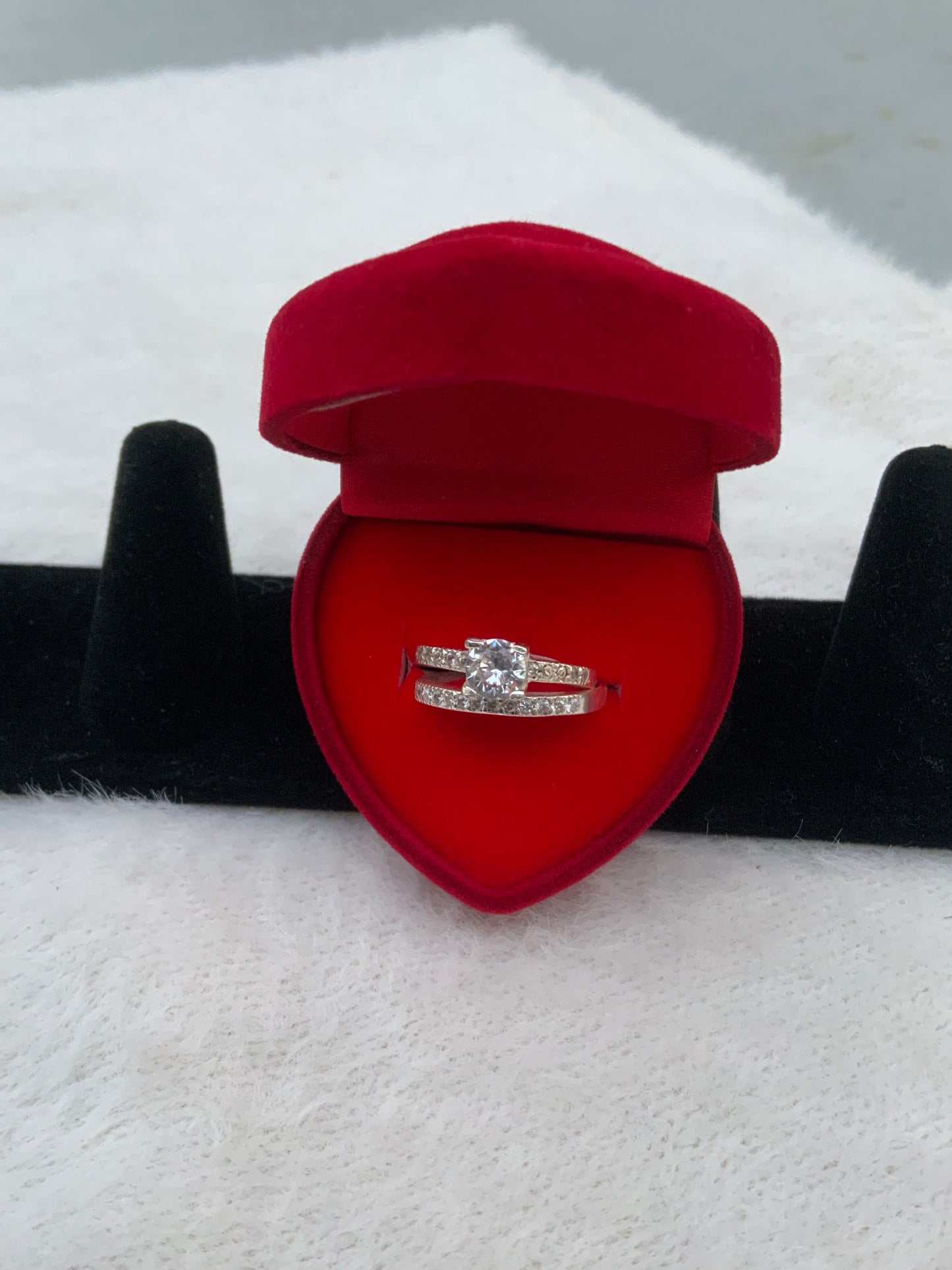 Sparkly Halos Ring Set (Size 8)