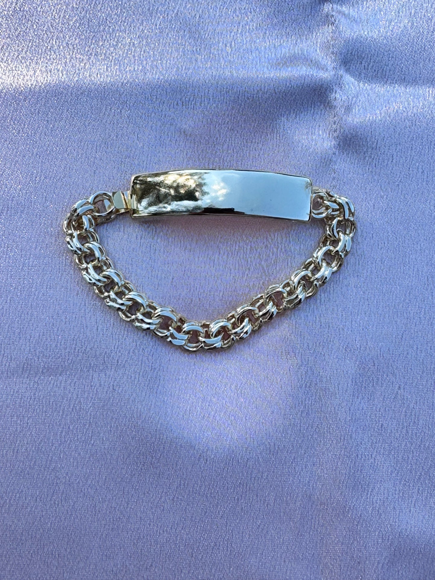 Chino Link Engraved Esclava