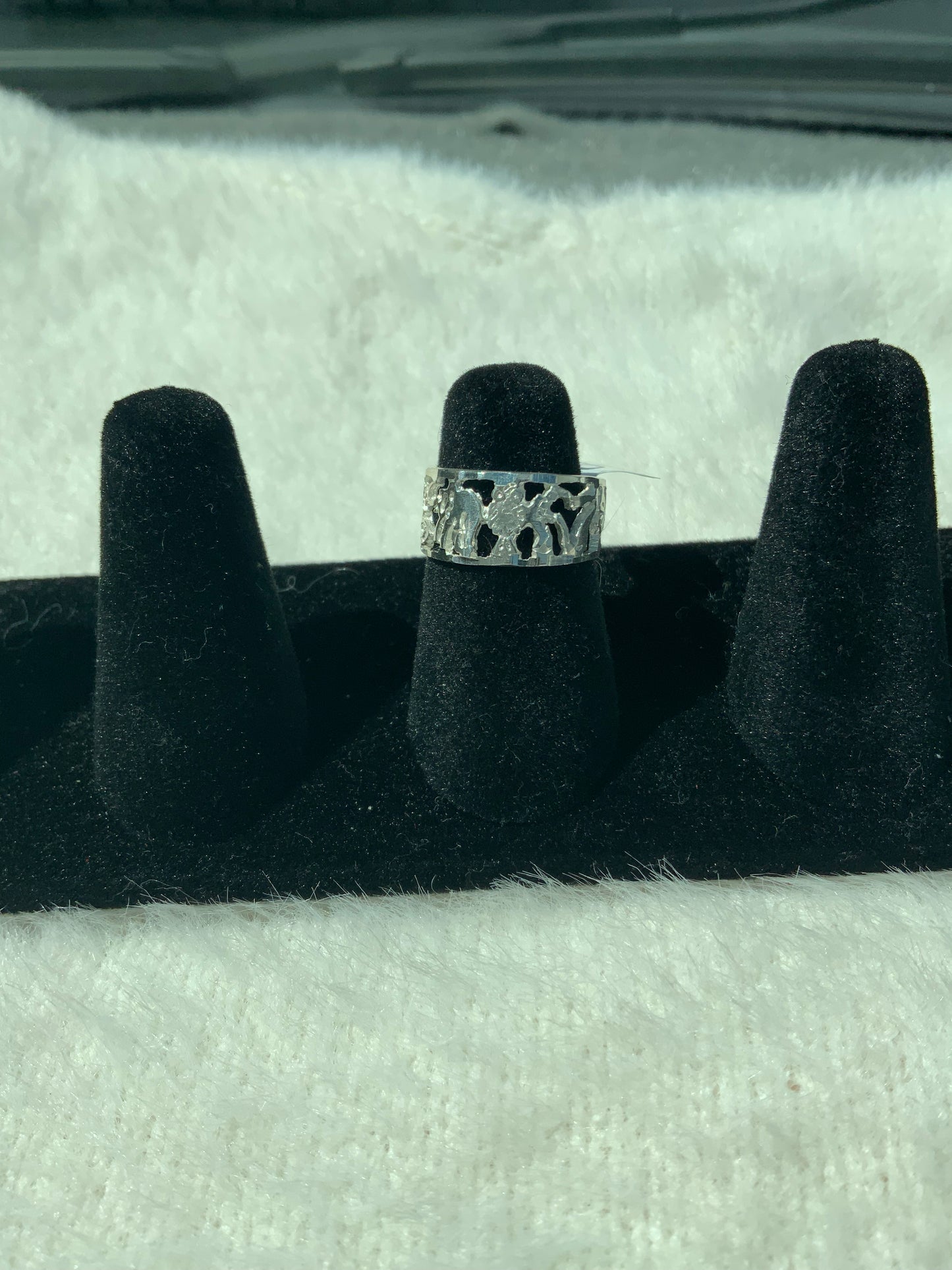 La￼ Suerte Ring (Size 4.5)