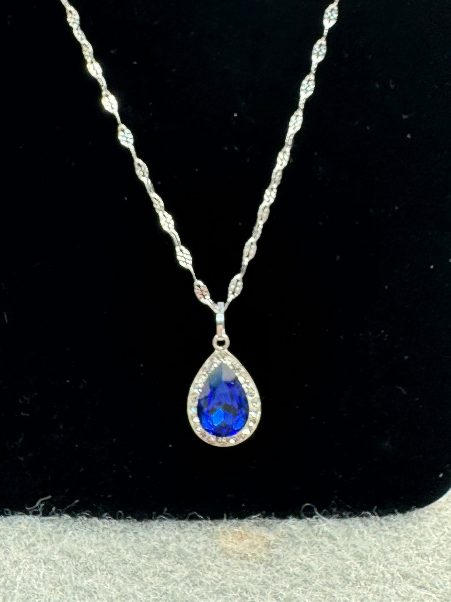 Blue Teardrop Set