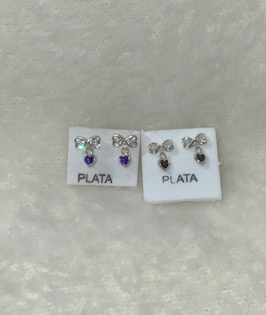 Corazoncito Bow Studs